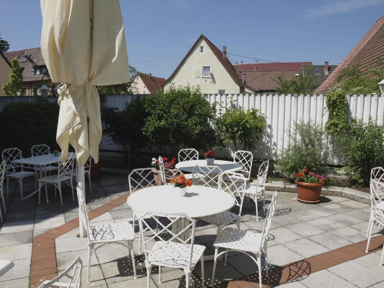 Airport Hotel Filder Post Stuttgart Exterior foto